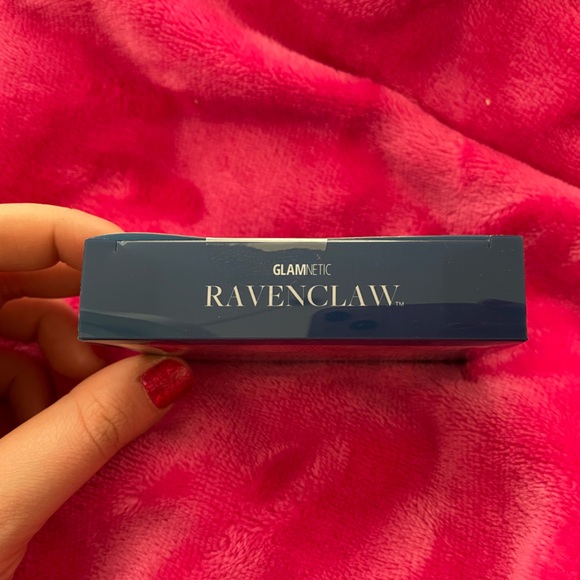 Glamnetic nail kit - Picture 3 of 8